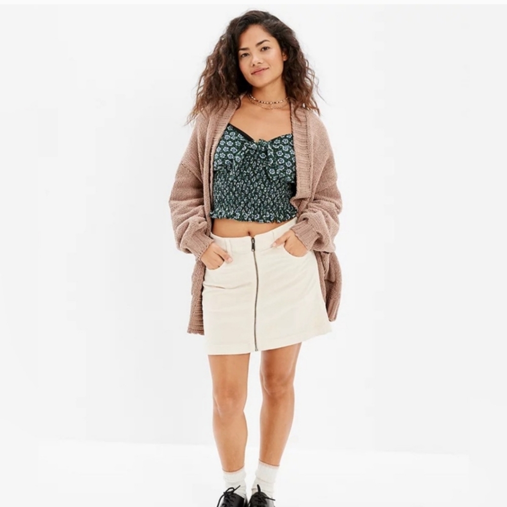 American Eagle Women Corduroy Zipper Front Mini Skirt Cream Size 10 NWOT